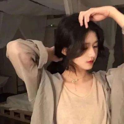 黄色眼泪